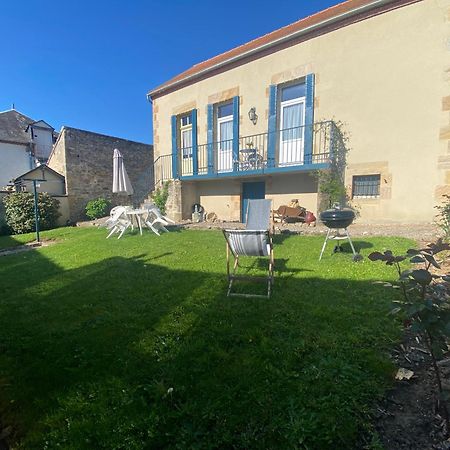 Studio Logis Les Roses Bourbon-lʼArchambault Esterno foto