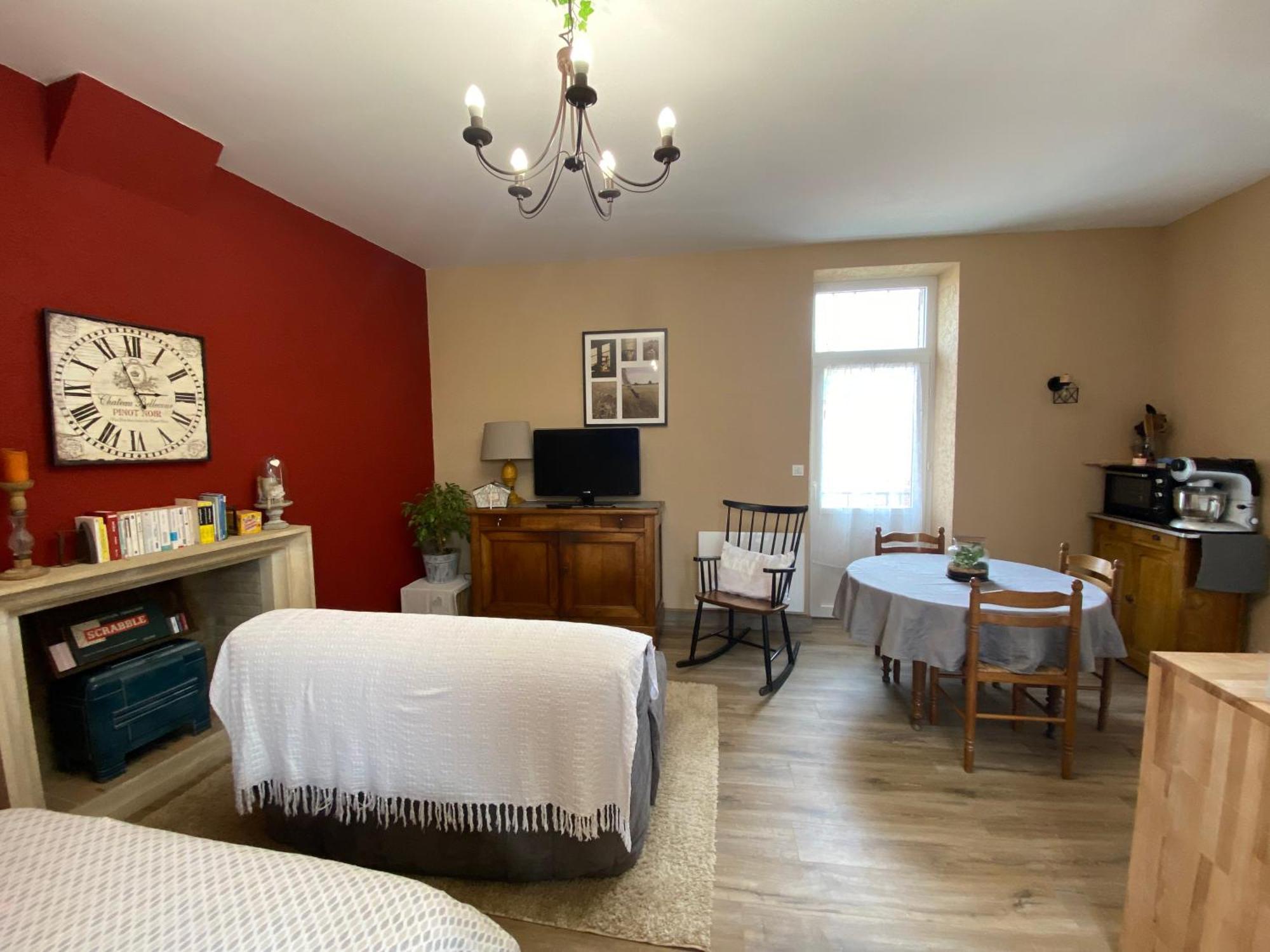 Studio Logis Les Roses Bourbon-lʼArchambault Esterno foto