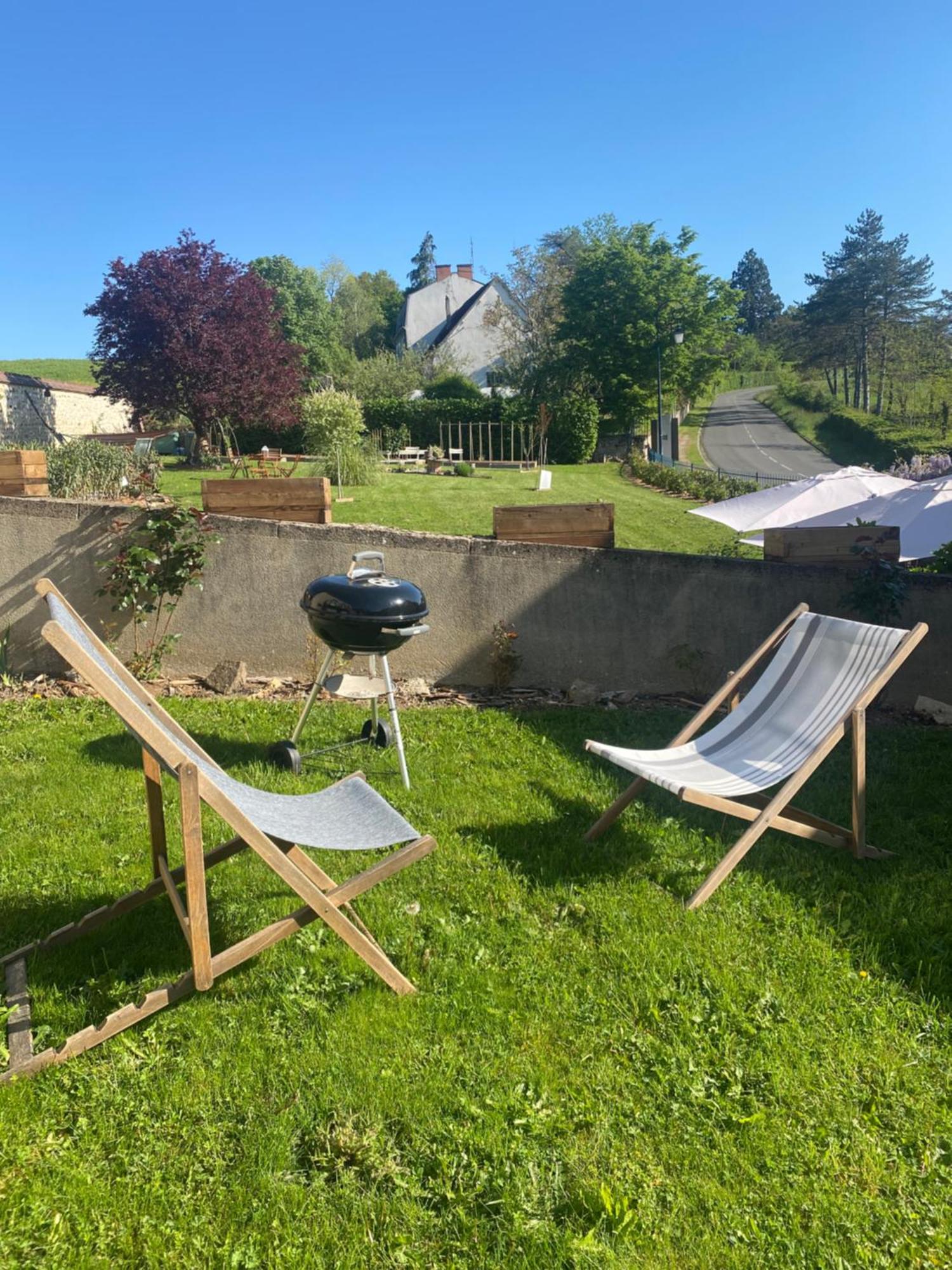 Studio Logis Les Roses Bourbon-lʼArchambault Esterno foto
